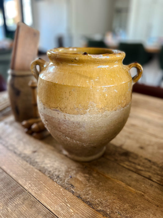 Large Antique Périgord Confit Pot