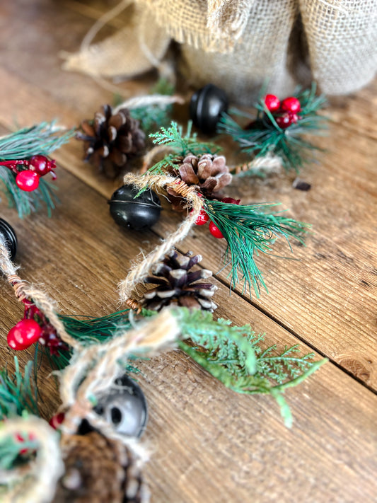 Pine & Berry Garland