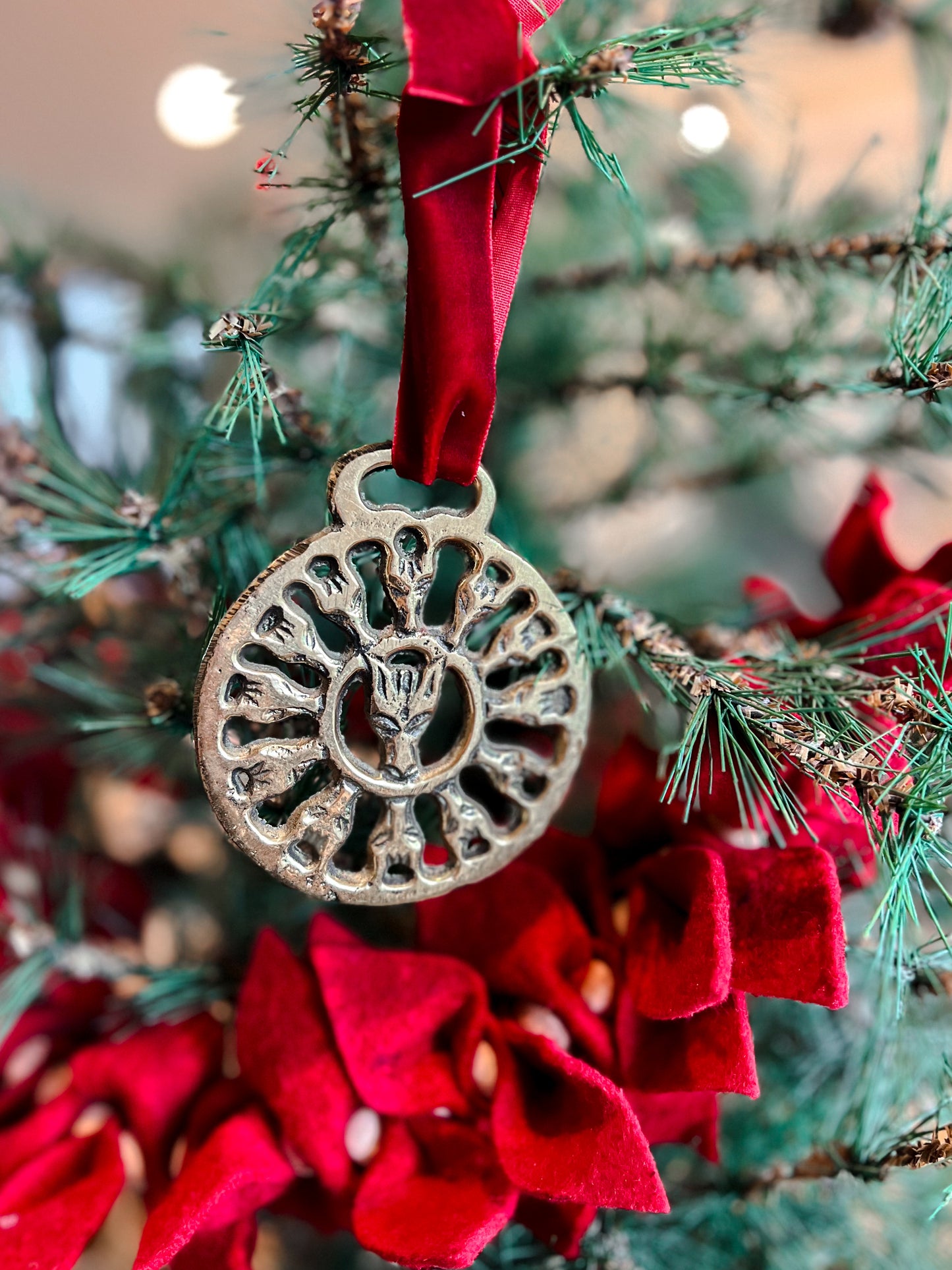 Ornament 33 - 13 Horse Heads