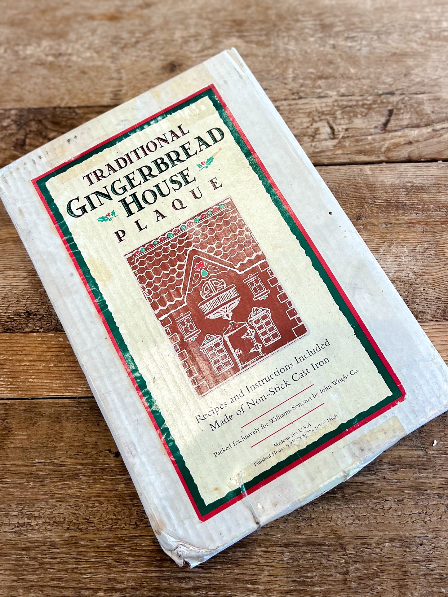 Williams Sonoma Traditional Cast Iron Gingerbread House Plaque