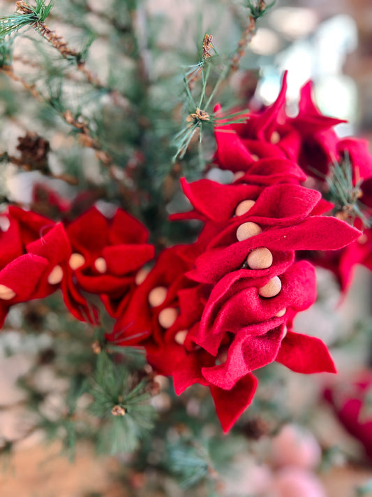 Felt Poinsettia Garland