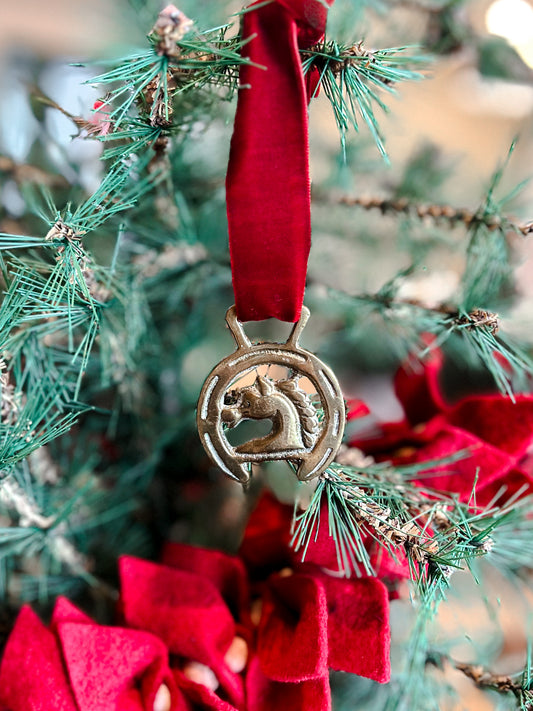 Ornament 34 - Petite Horse Head