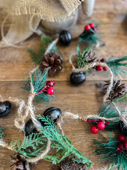 Pine & Berry Garland